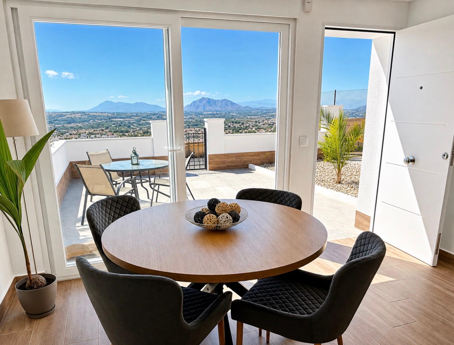 Fully Renovated 3-Bedroom Bungalow with Beautiful Views in Ciudad Quesada