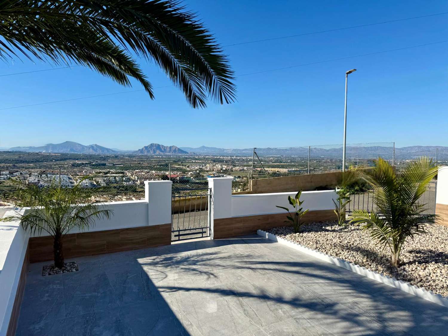Fully Renovated 3-Bedroom Bungalow with Beautiful Views in Ciudad Quesada
