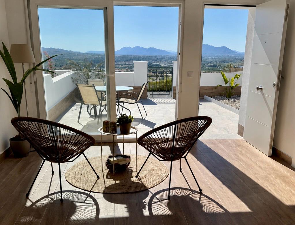Fully Renovated 3-Bedroom Bungalow with Beautiful Views in Ciudad Quesada