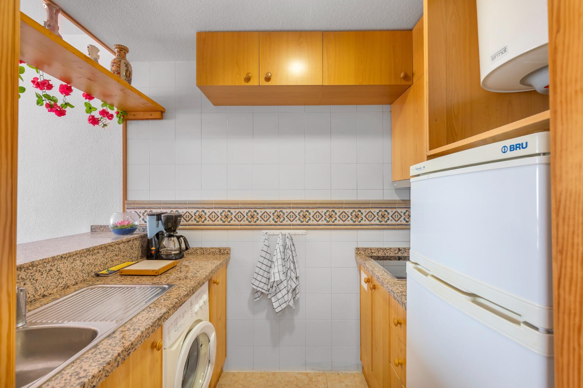 Světlý apartmán s výhledem na moře pouhých 200 metrů od pláže – La Mata