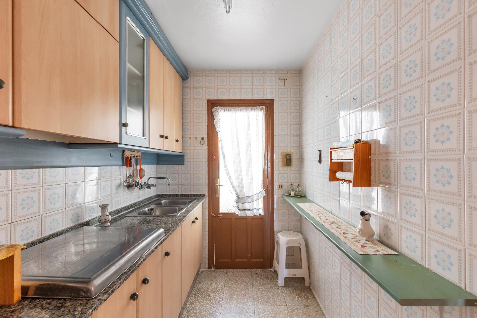 Three-bedroom bungalow just 50 metres from the beach – La Mata