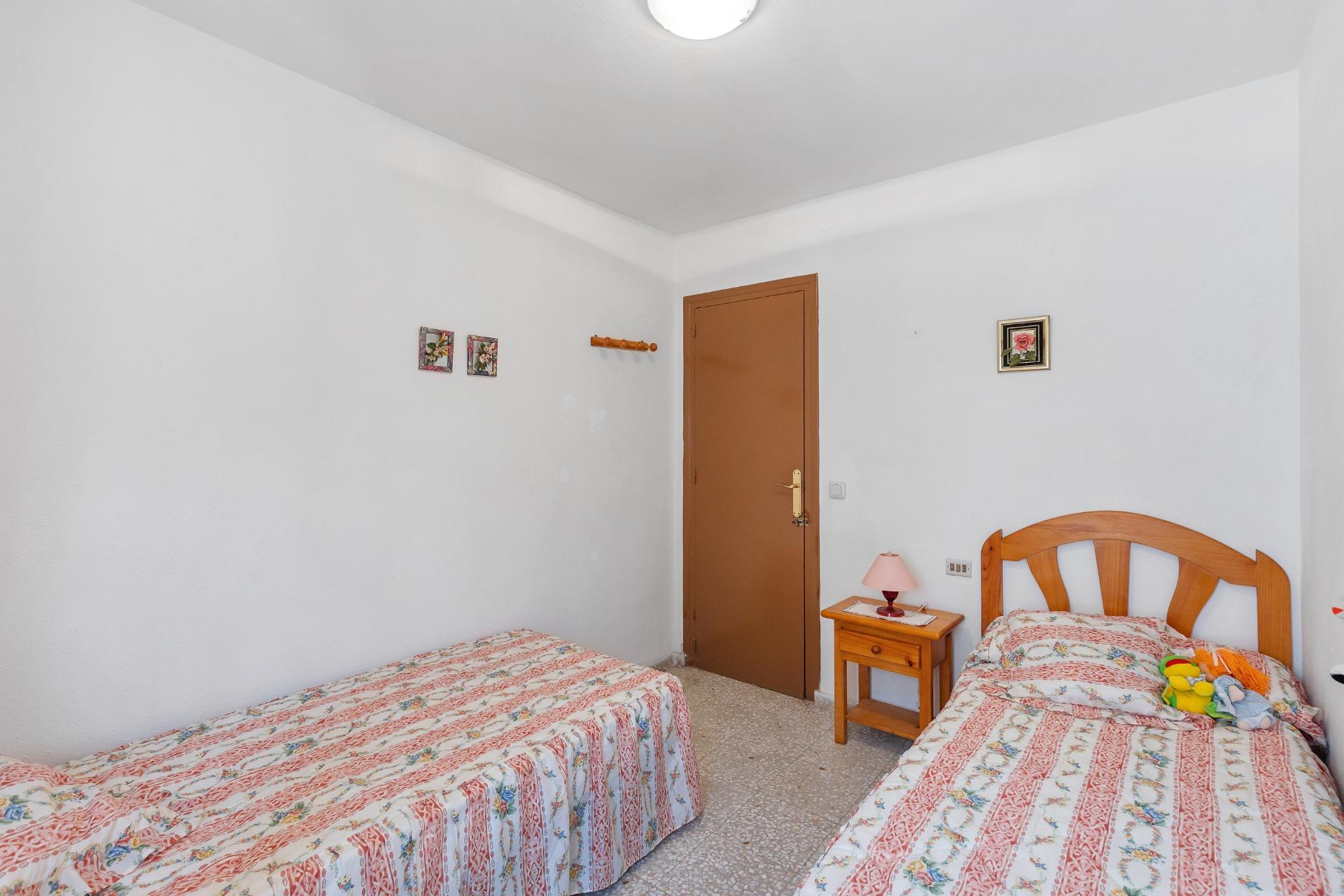 Three-bedroom bungalow just 50 metres from the beach – La Mata