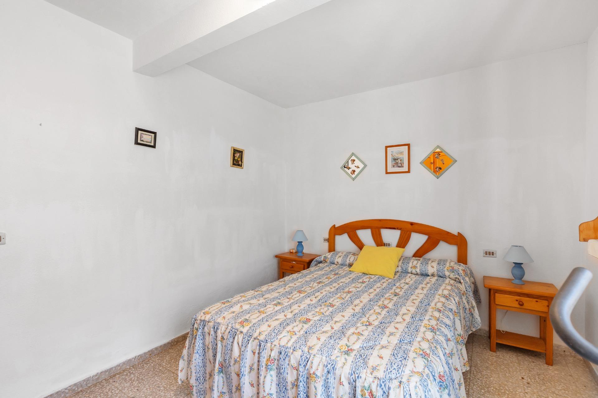 Three-bedroom bungalow just 50 metres from the beach – La Mata
