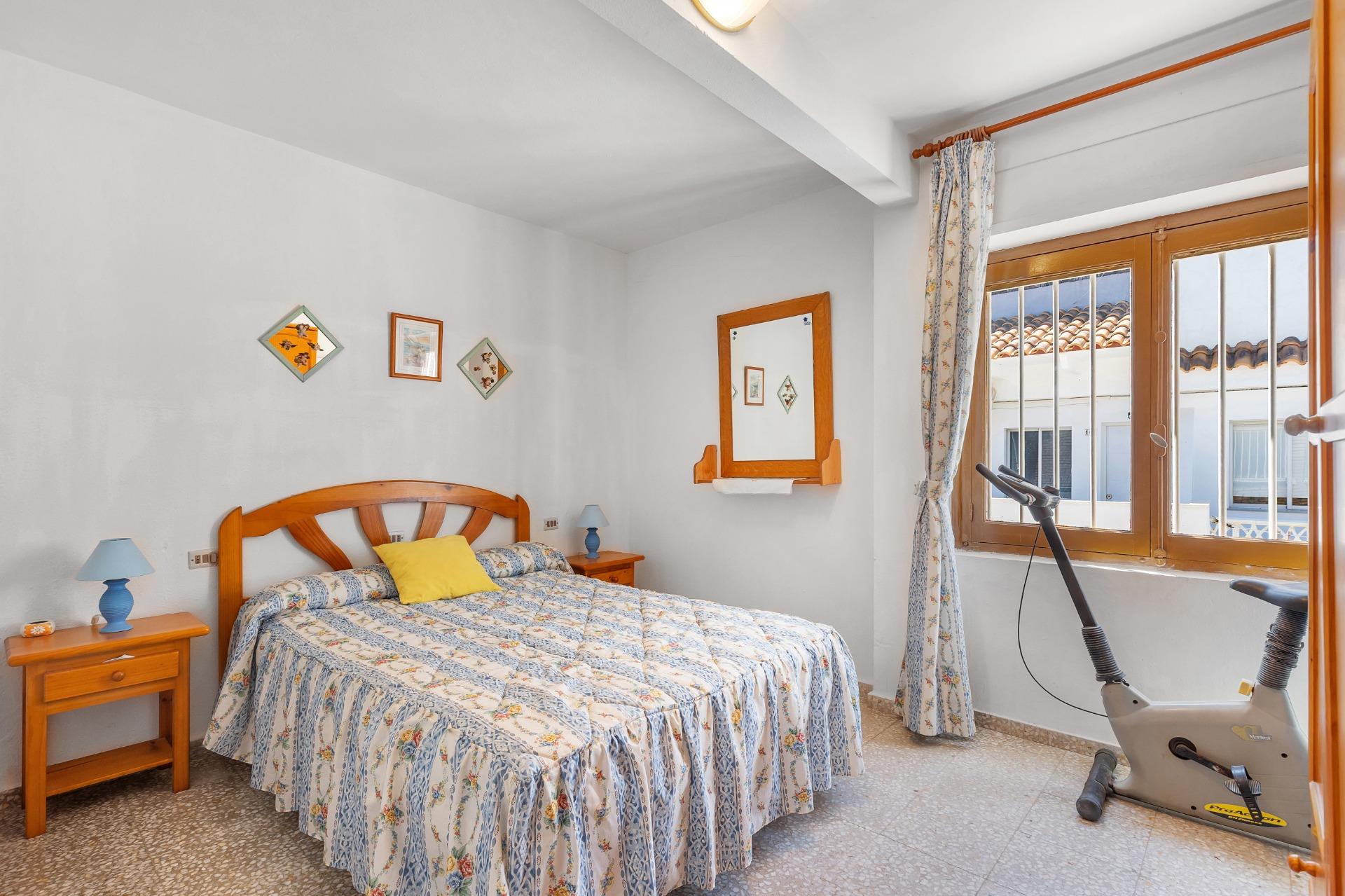 Three-bedroom bungalow just 50 metres from the beach – La Mata