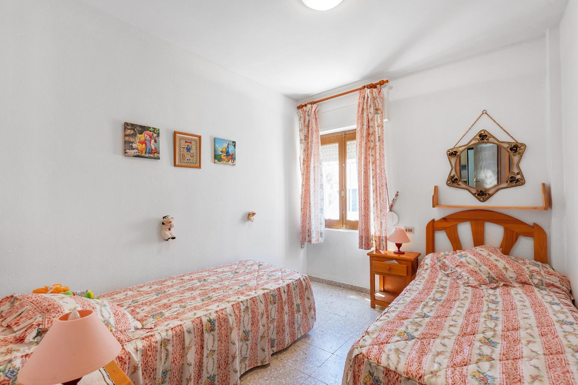 Three-bedroom bungalow just 50 metres from the beach – La Mata