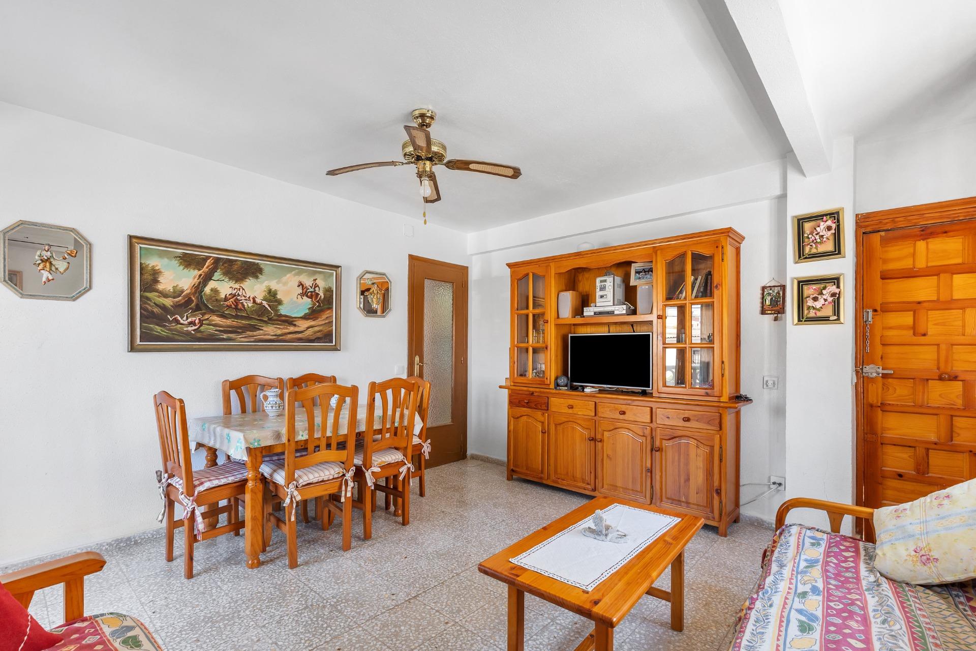 Three-bedroom bungalow just 50 metres from the beach – La Mata
