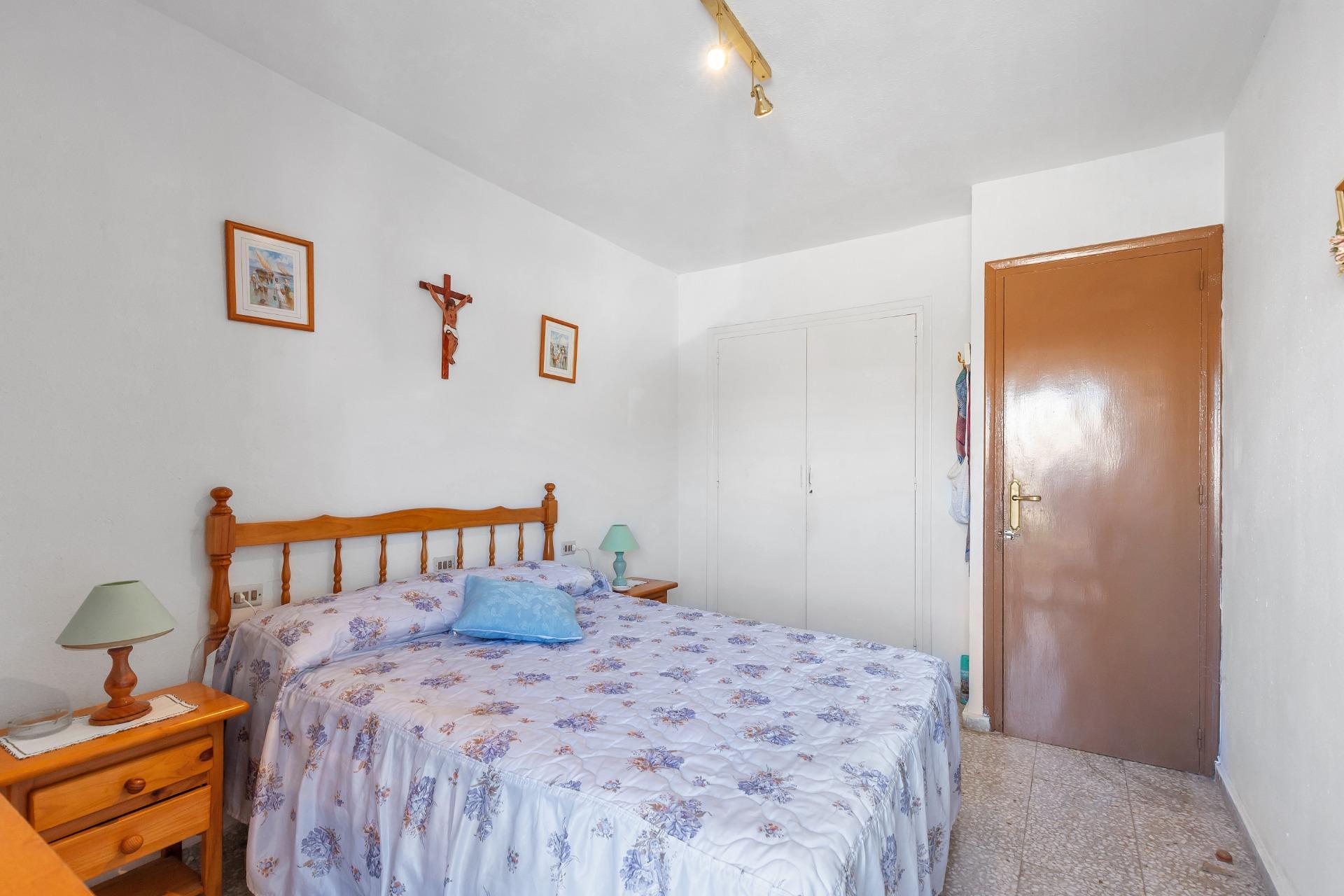 Three-bedroom bungalow just 50 metres from the beach – La Mata