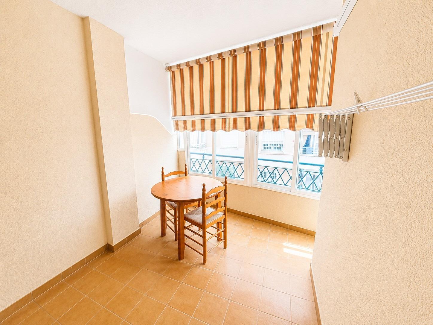 APARTMÁN SE 3 LOŽNICEMI A TERASOU – TORREVIEJA