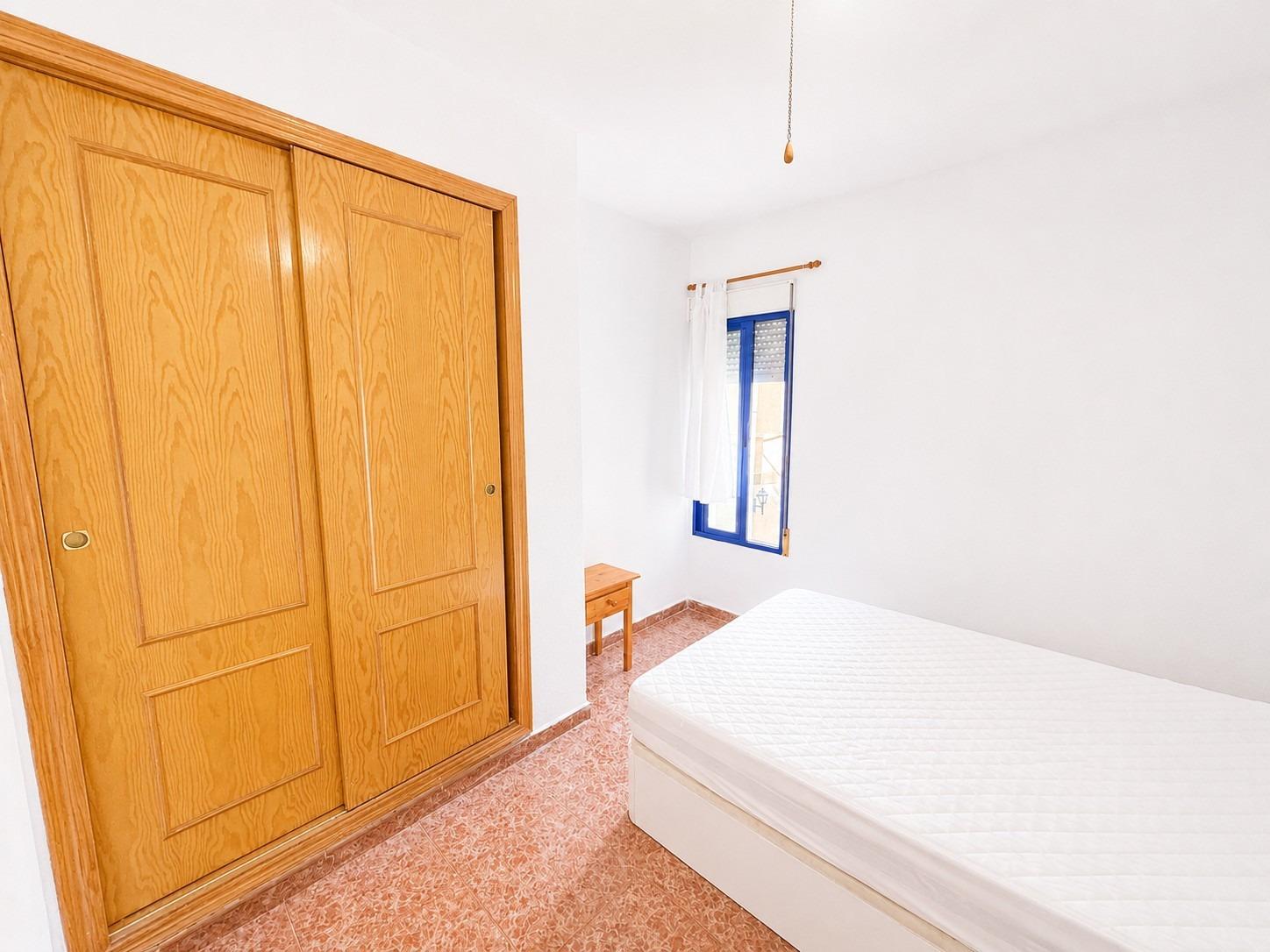 APARTMÁN SE 3 LOŽNICEMI A TERASOU – TORREVIEJA