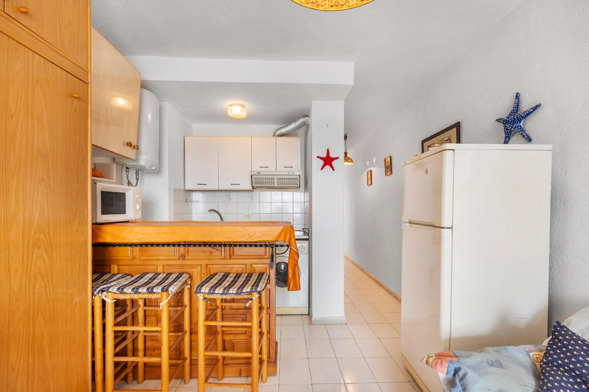 APARTMÁN S 1 LOŽNICÍ, JIŽNÍ ORIENTACÍ A GARÁŽÍ – GUARDAMAR DEL SEGURA