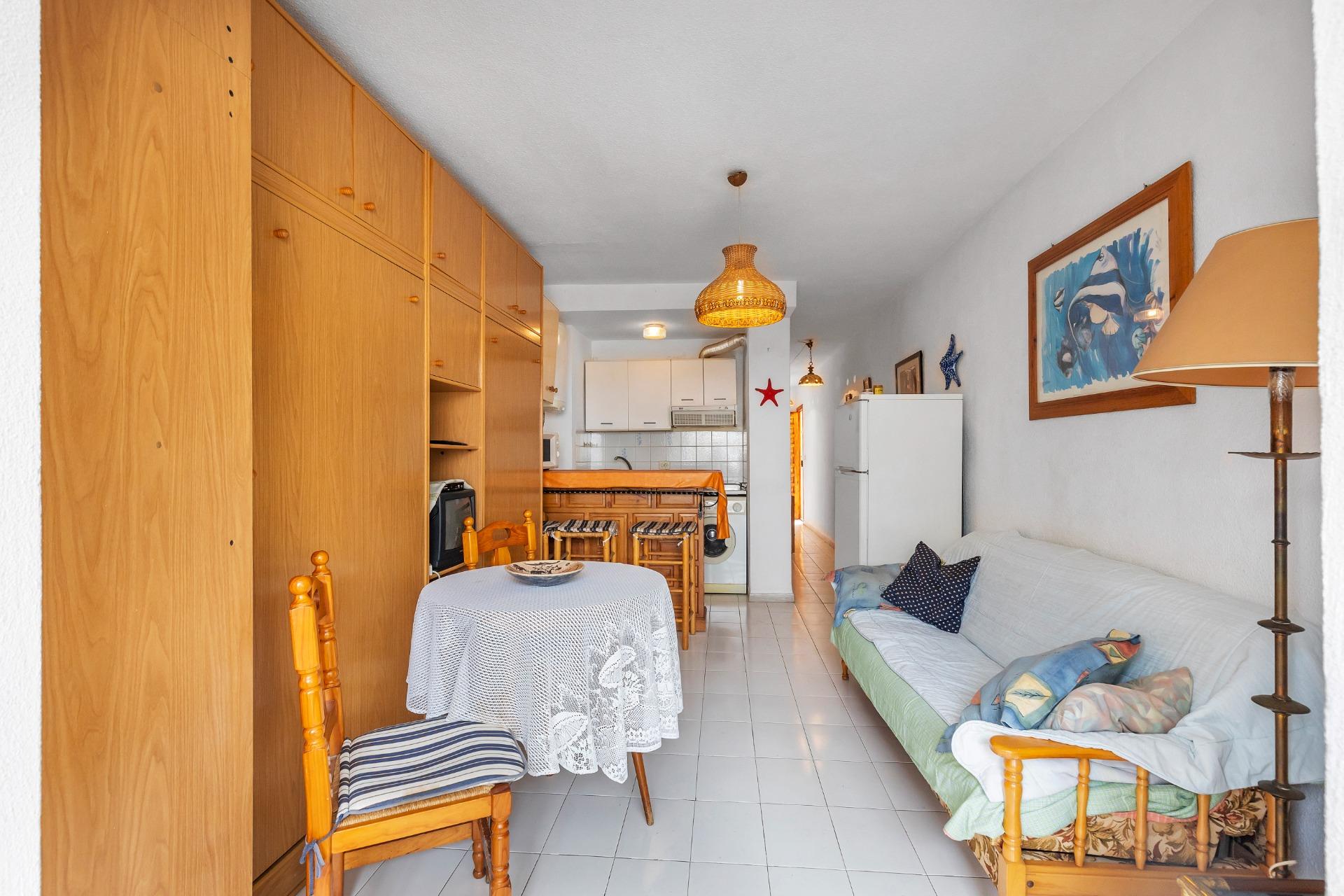 APARTMÁN S 1 LOŽNICÍ, JIŽNÍ ORIENTACÍ A GARÁŽÍ – GUARDAMAR DEL SEGURA