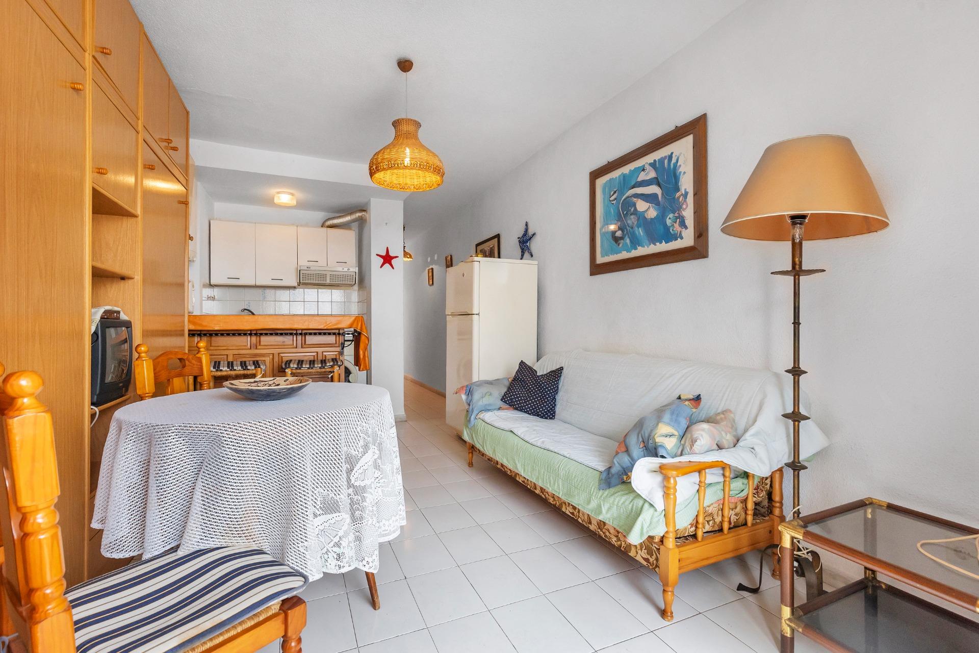 APARTMÁN S 1 LOŽNICÍ, JIŽNÍ ORIENTACÍ A GARÁŽÍ – GUARDAMAR DEL SEGURA
