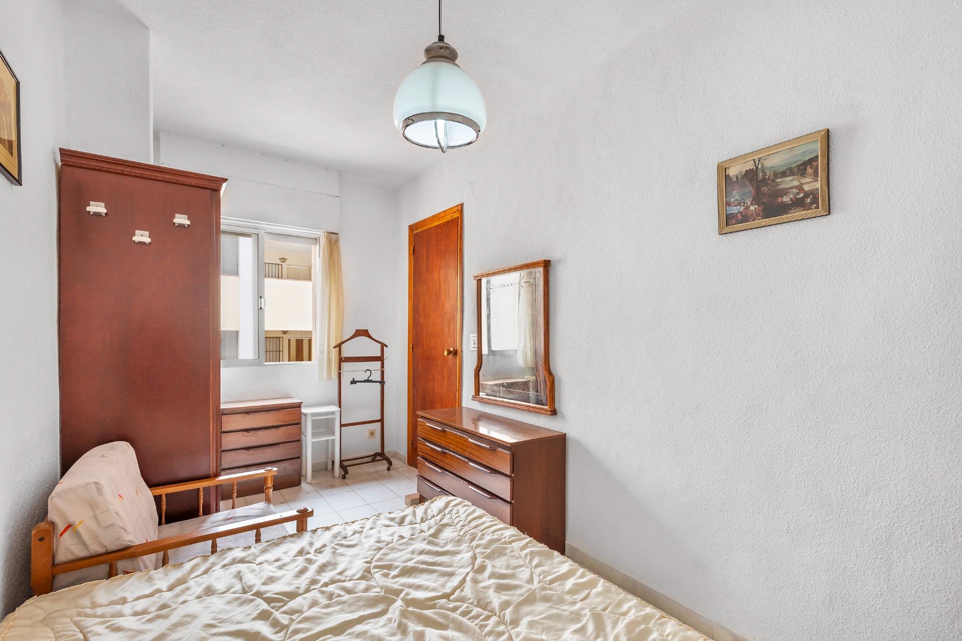 APARTMÁN S 1 LOŽNICÍ, JIŽNÍ ORIENTACÍ A GARÁŽÍ – GUARDAMAR DEL SEGURA
