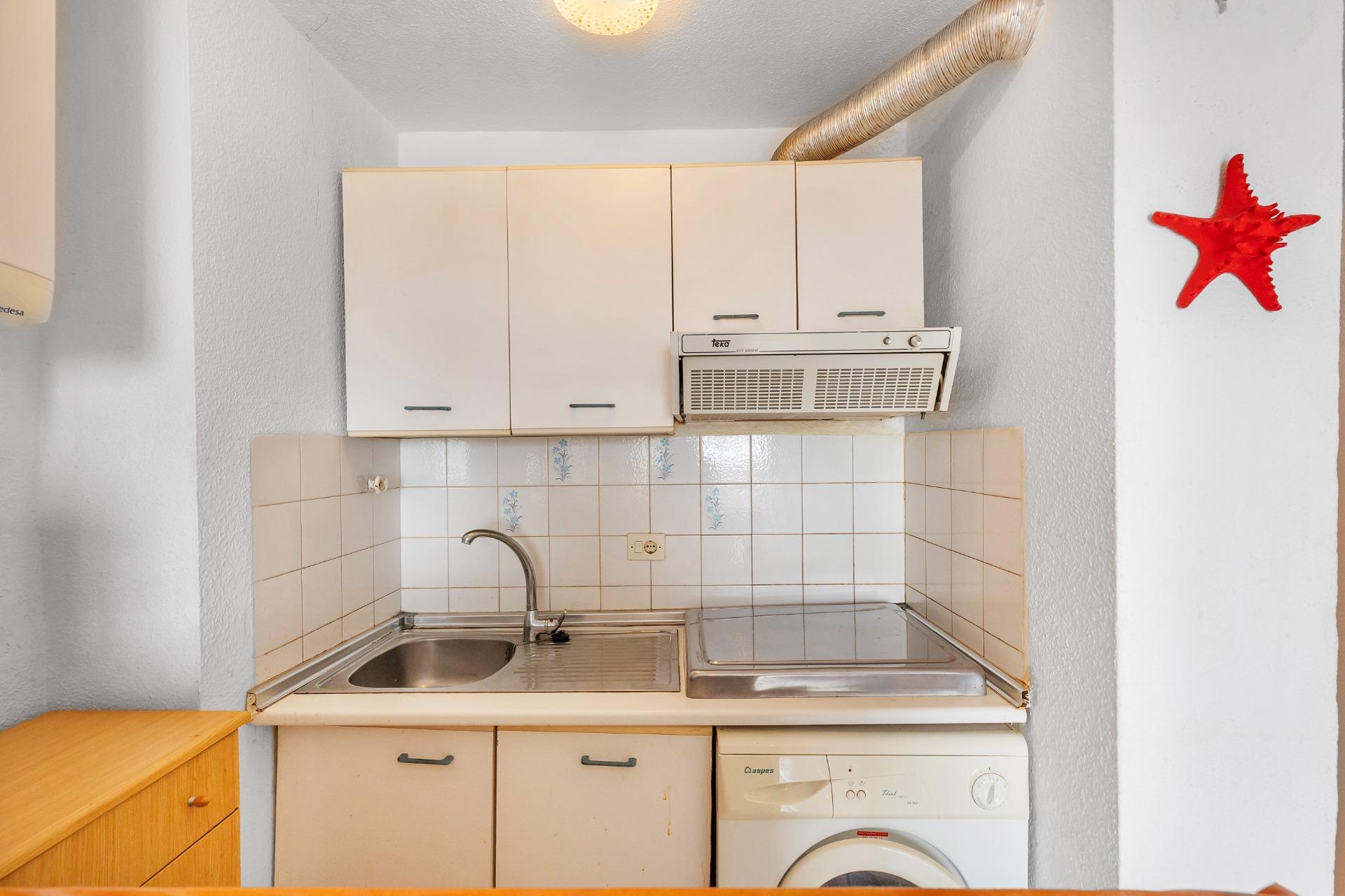 APARTMÁN S 1 LOŽNICÍ, JIŽNÍ ORIENTACÍ A GARÁŽÍ – GUARDAMAR DEL SEGURA