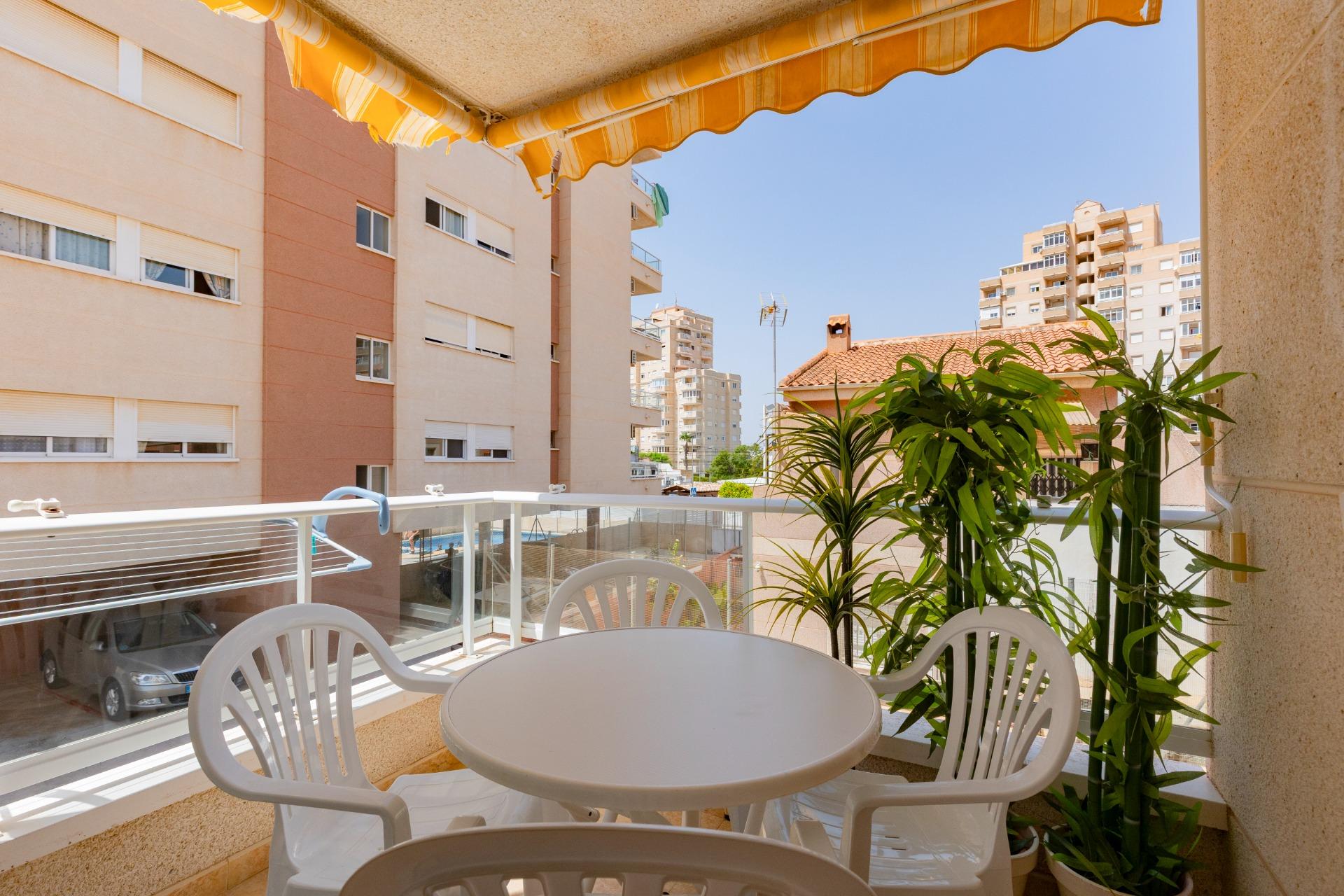 APARTMÁN SE 2 LOŽNICEMI, GARÁŽÍ A KOMUNITNÍM BAZÉNEM – NUEVA TORREVIEJA