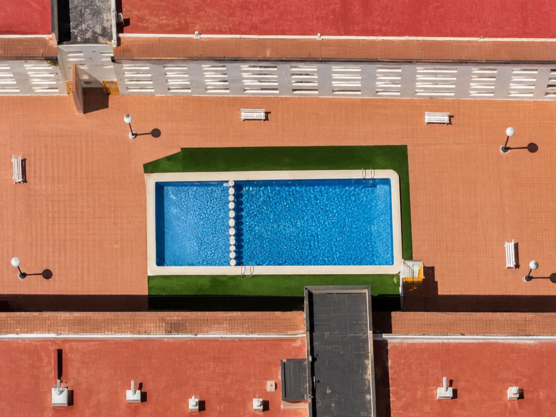 APARTMÁN SE 2 LOŽNICEMI A KOMUNITNÍM BAZÉNEM – CENTRUM TORREVIEJA