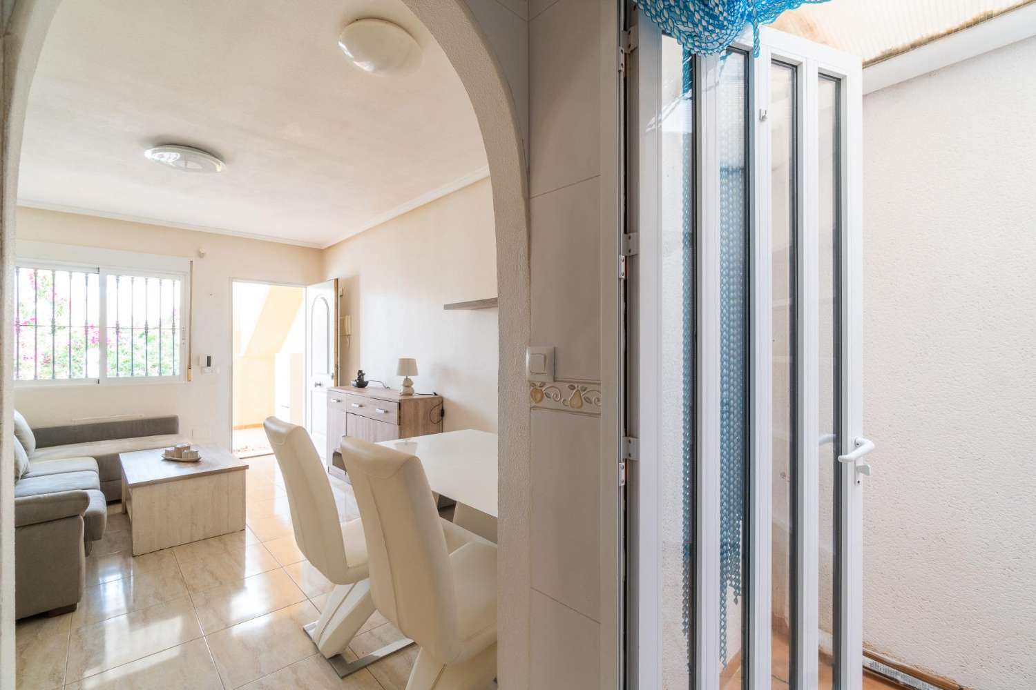 PŘÍZEMNÍ APARTMÁN S PROSTORNOU ZAHRADOU – LOS DOLSES, ORIHUELA COSTA