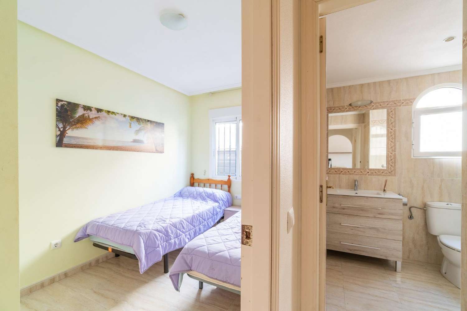 PŘÍZEMNÍ APARTMÁN S PROSTORNOU ZAHRADOU – LOS DOLSES, ORIHUELA COSTA