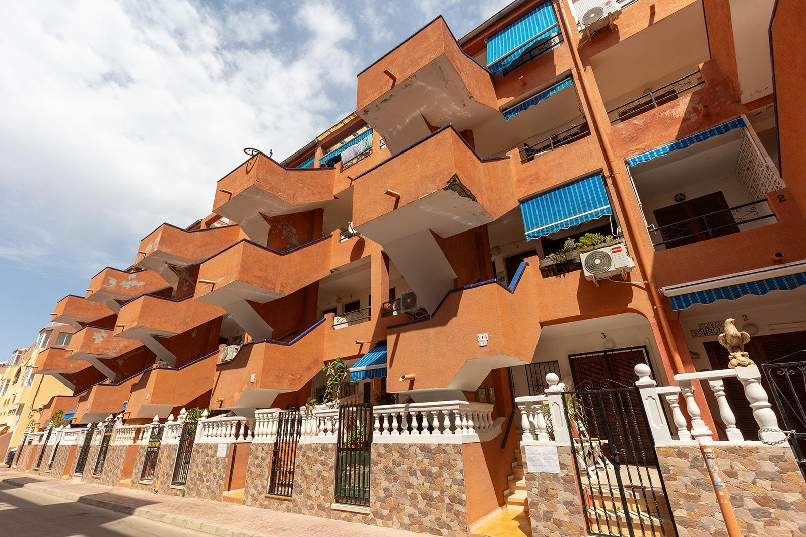 PENTHOUSE S JIŽNÍ ORIENTACÍ A TERASOU – LA MATA, TORREVIEJA