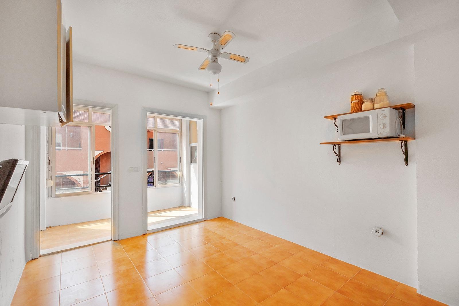 PENTHOUSE S JIŽNÍ ORIENTACÍ A TERASOU – LA MATA, TORREVIEJA