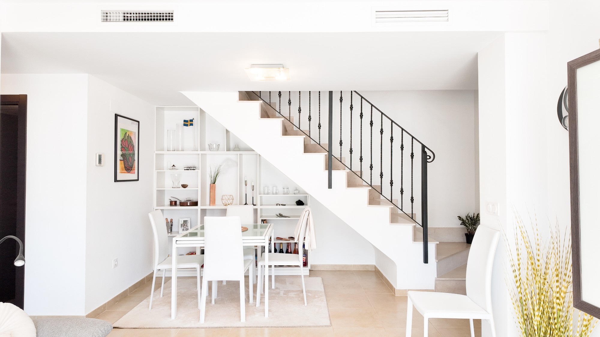 APARTMÁN SE 2 LOŽNICEMI, JIŽNÍ ORIENTACÍ A SOUKROMÝM SOLÁRIEM – VILLAMARTÍN