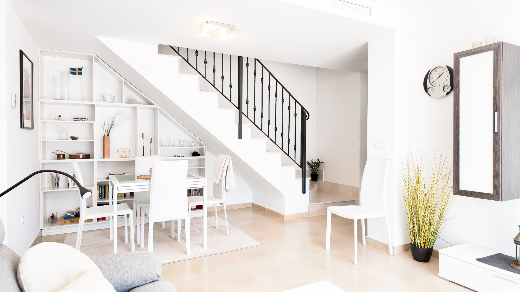 APARTMÁN SE 2 LOŽNICEMI, JIŽNÍ ORIENTACÍ A SOUKROMÝM SOLÁRIEM – VILLAMARTÍN