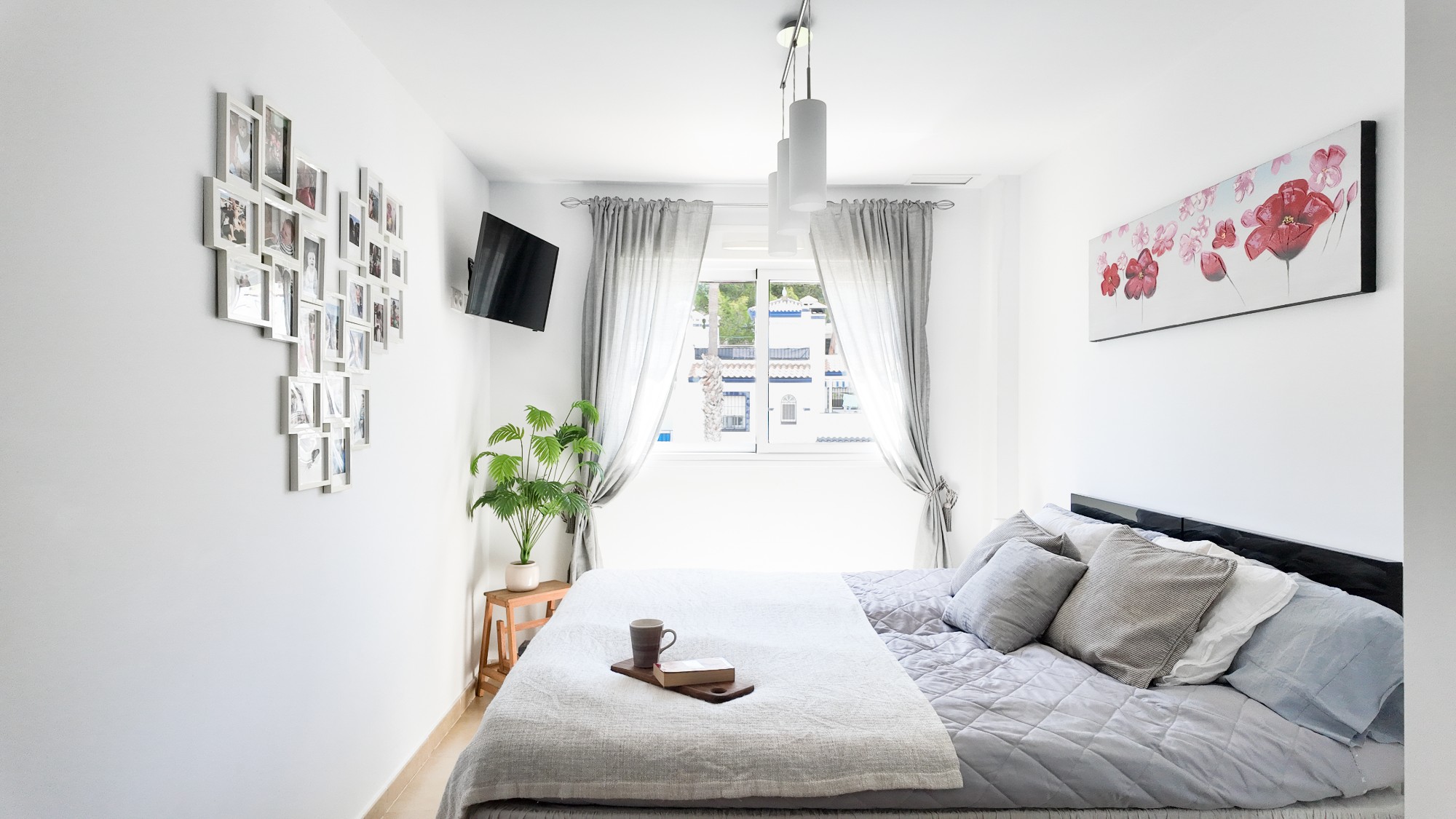 APARTMÁN SE 2 LOŽNICEMI, JIŽNÍ ORIENTACÍ A SOUKROMÝM SOLÁRIEM – VILLAMARTÍN