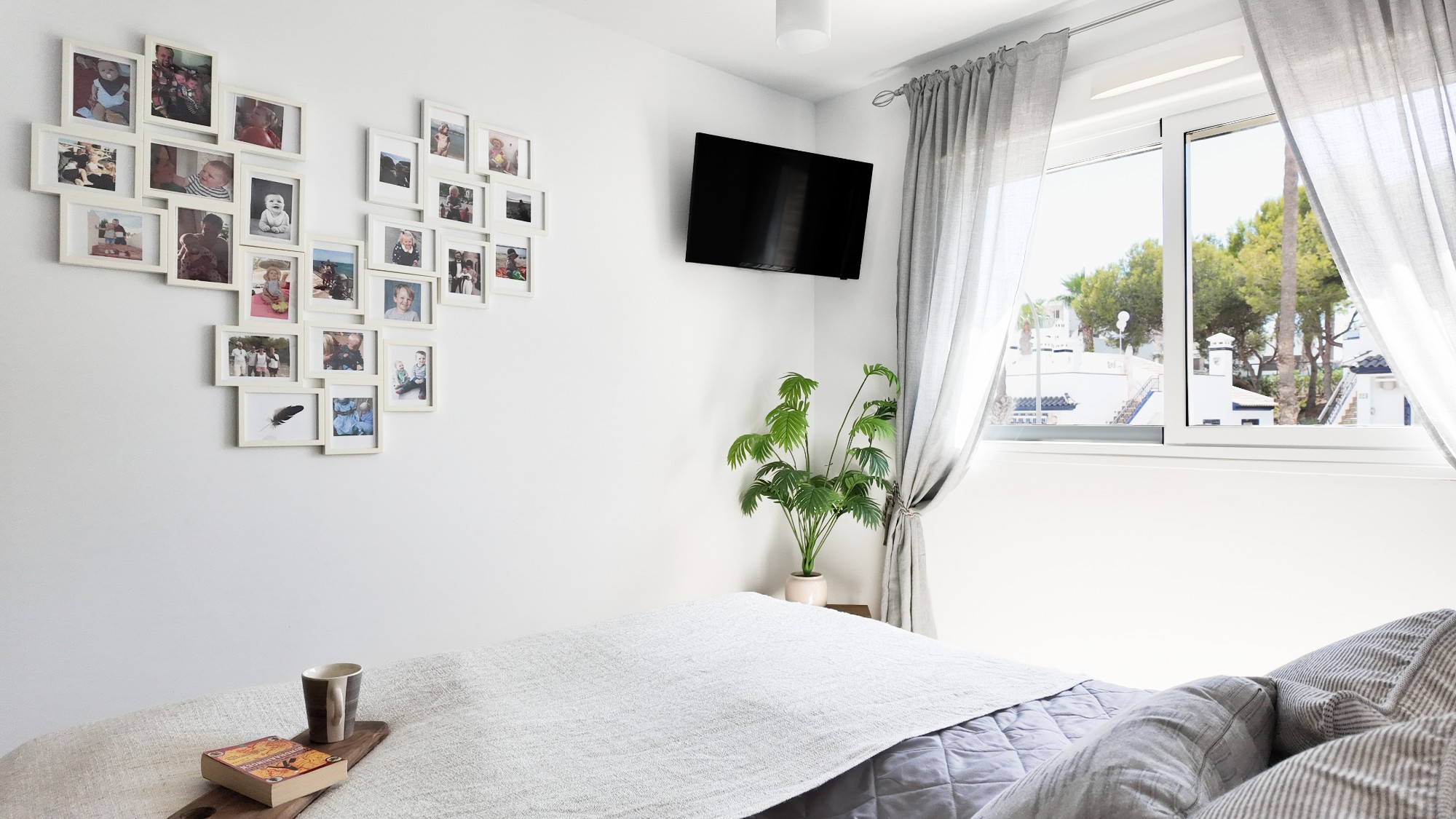 APARTMÁN SE 2 LOŽNICEMI, JIŽNÍ ORIENTACÍ A SOUKROMÝM SOLÁRIEM – VILLAMARTÍN