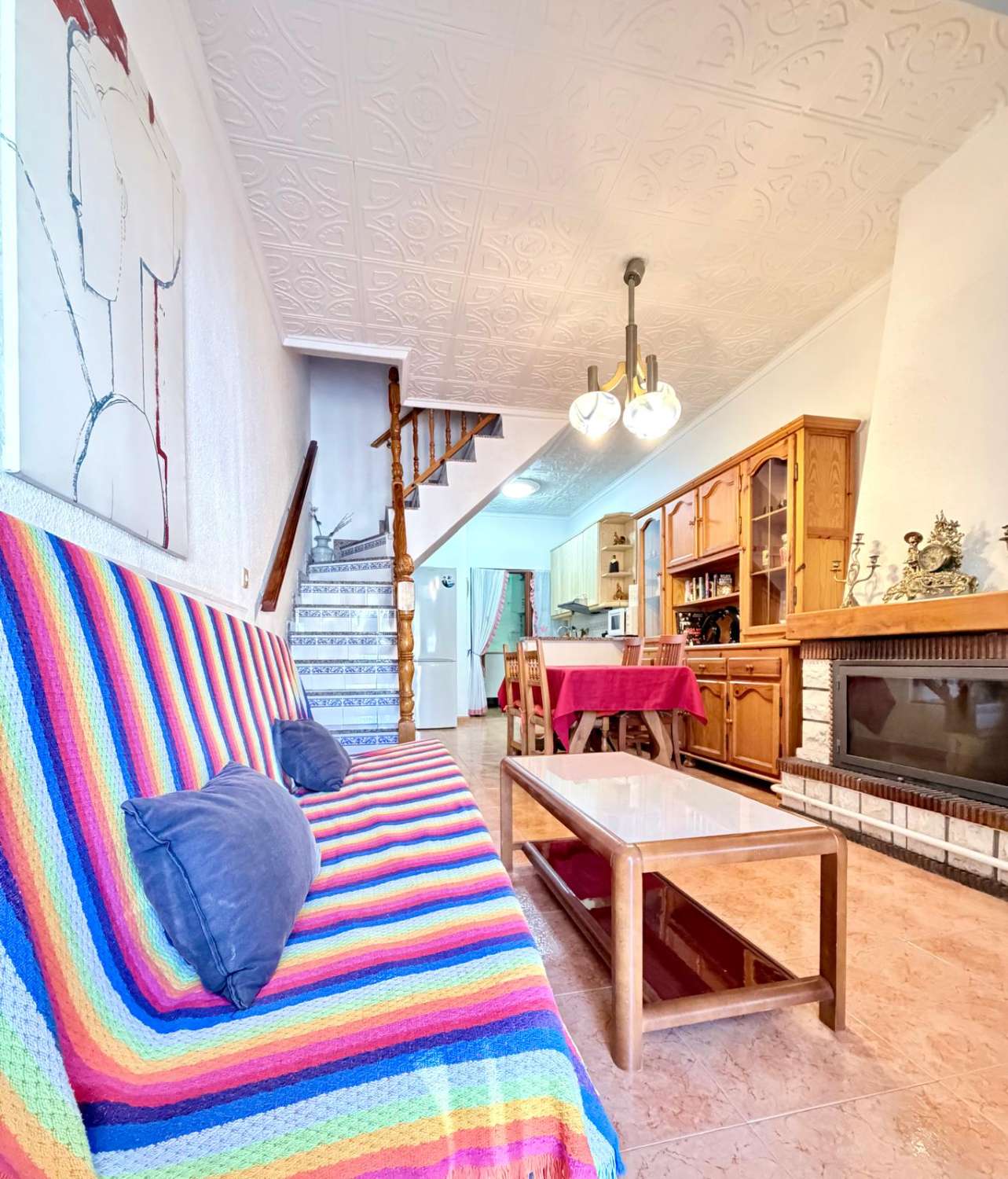 TWO-BEDROOM TOWNHOUSE WITH TWO TERRACES FOR LONG-TERM RENT – TORREVIEJA