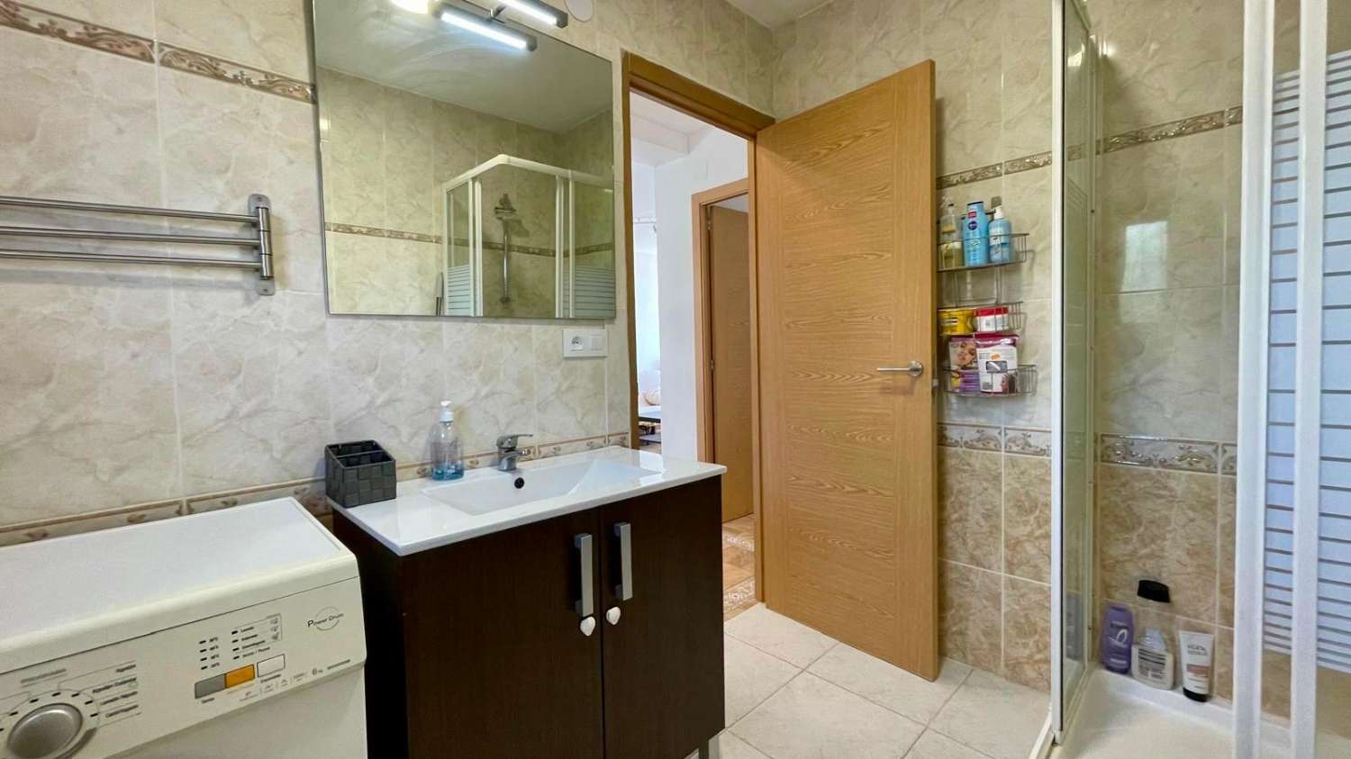 BRIGHT APARTMENT WITH SEA VIEWS FOR LONG-TERM RENT – AVENIDA TORREBLANCA, TORREVIEJA