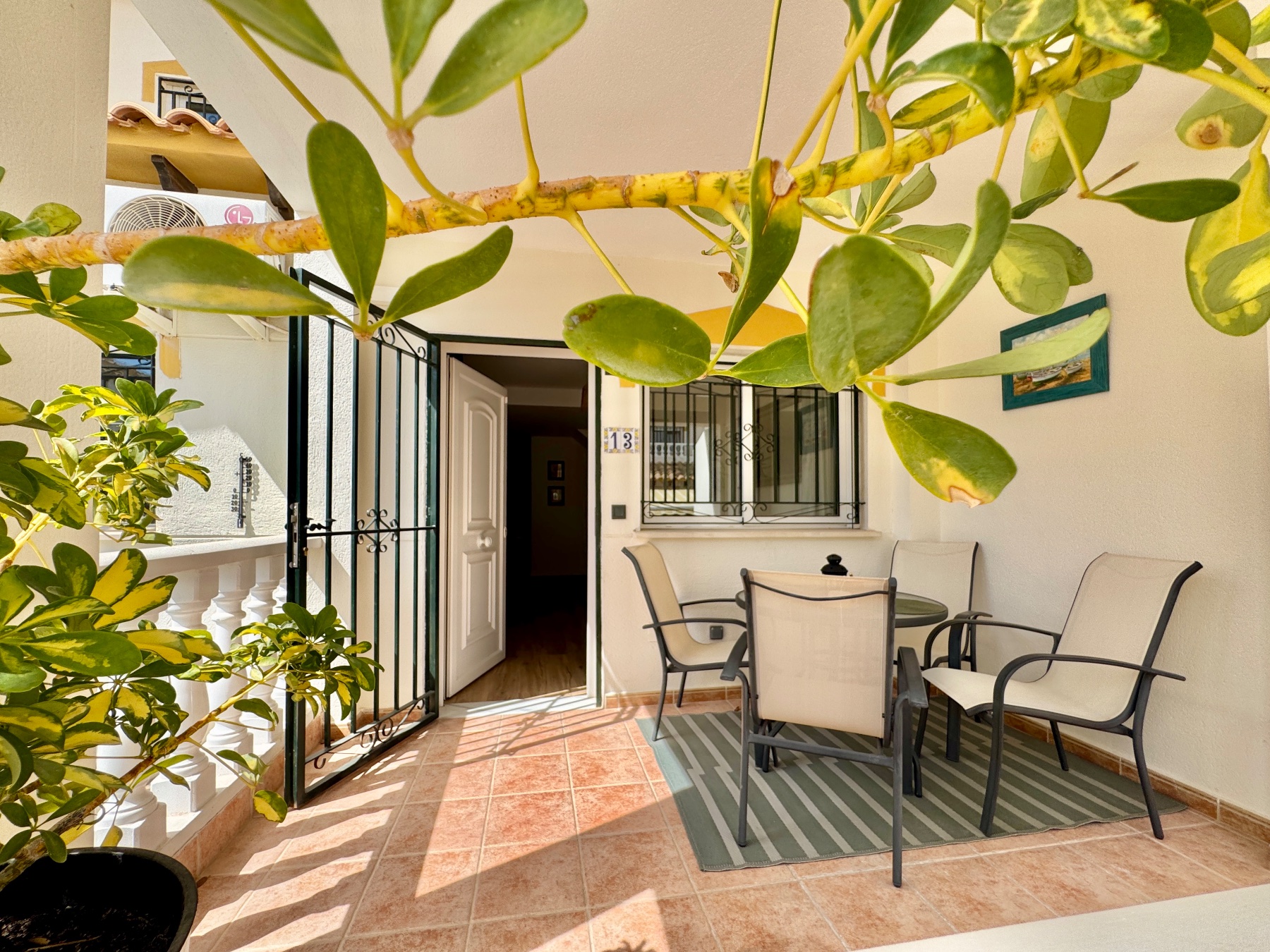 FULLY RENOVATED 3-BEDROOM TOWNHOUSE WITH TERRACE AND COMMUNAL POOL – LOS ALTOS / PUNTA PRIMA, ORIHUELA COSTA