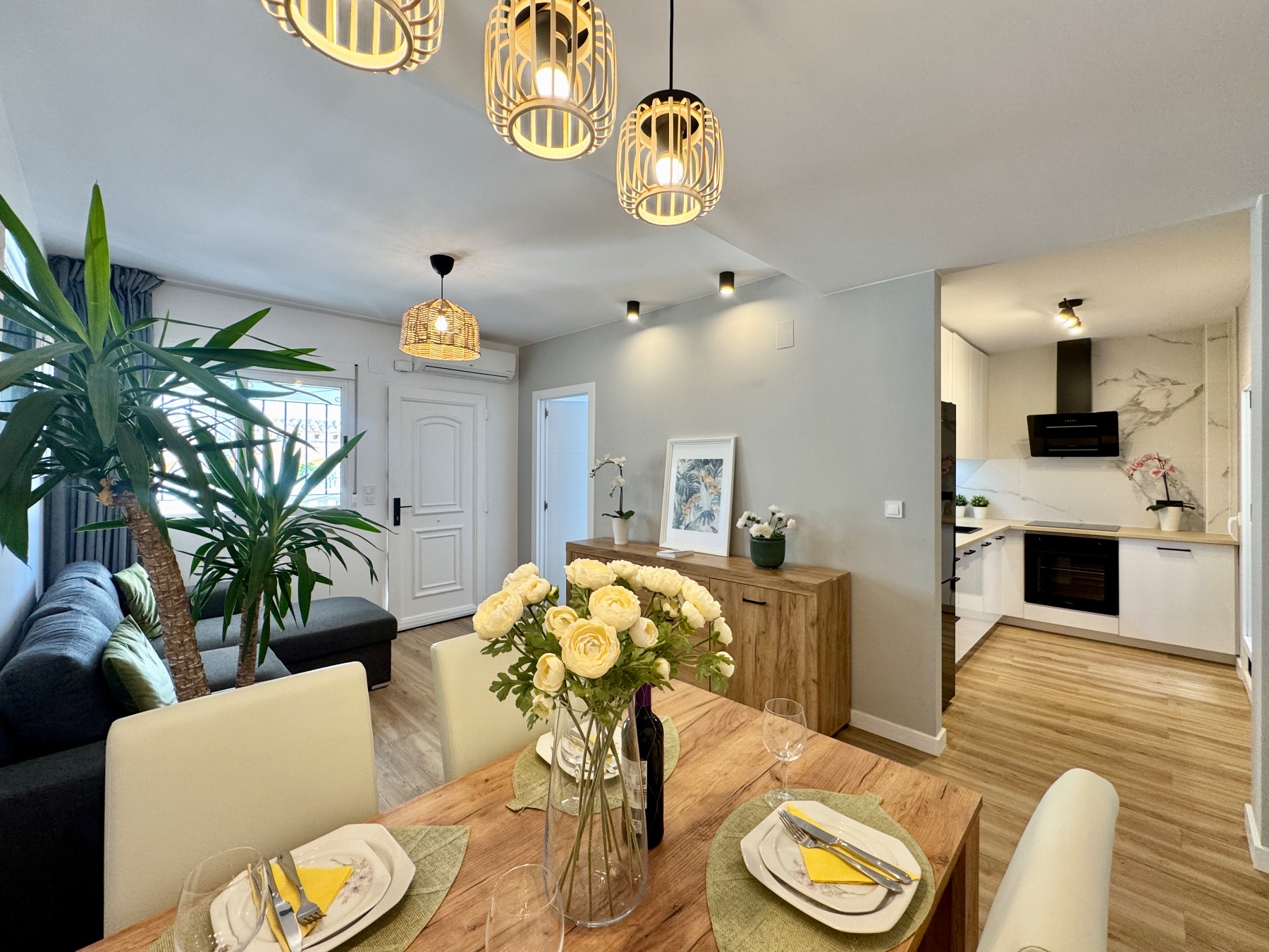FULLY RENOVATED 3-BEDROOM TOWNHOUSE WITH TERRACE AND COMMUNAL POOL – LOS ALTOS / PUNTA PRIMA, ORIHUELA COSTA