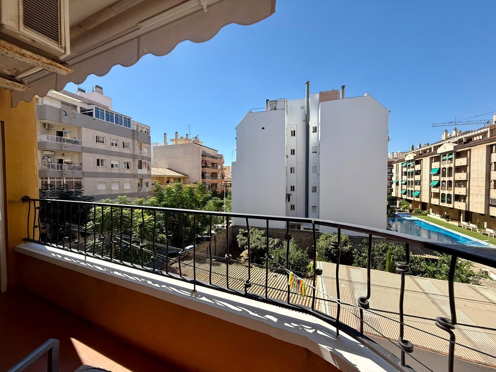 APARTMÁN S 1 LOŽNICÍ – 650 M OD MOŘE, PARQUE DE LAS NACIONES, TORREVIEJA