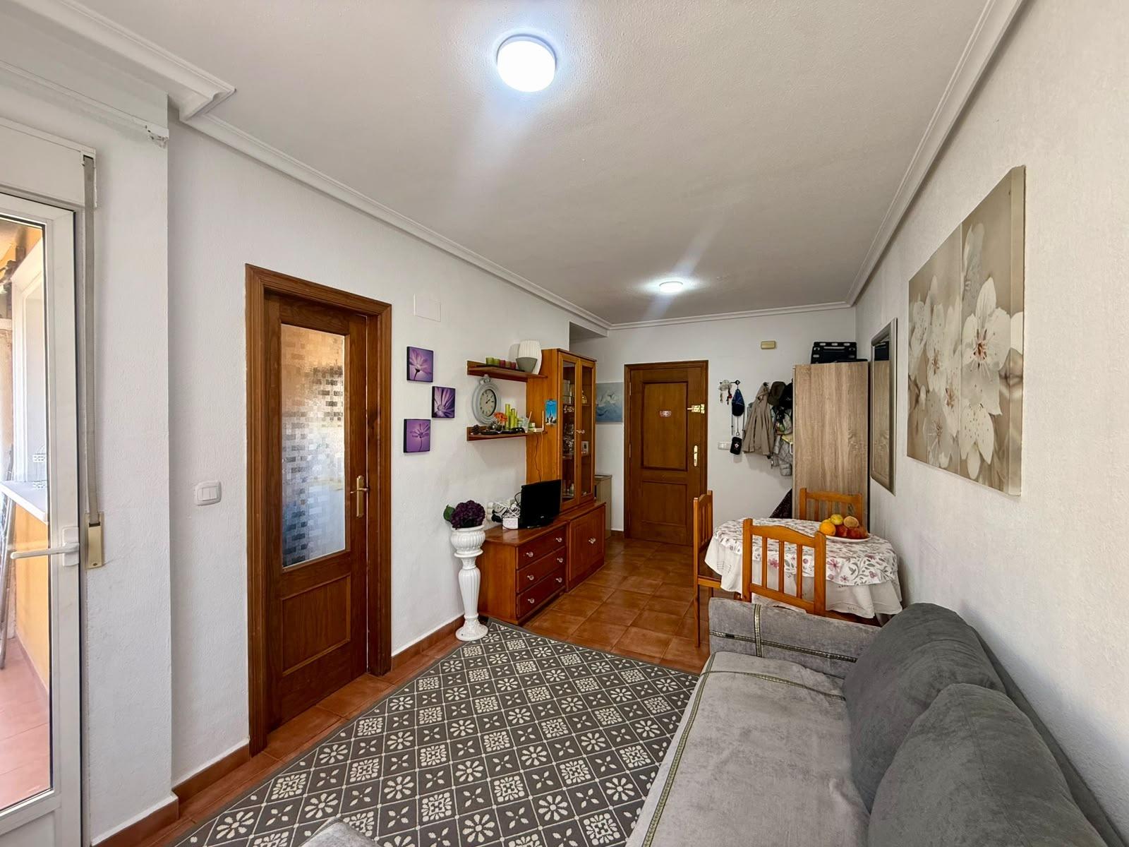 APARTMÁN S 1 LOŽNICÍ – 650 M OD MOŘE, PARQUE DE LAS NACIONES, TORREVIEJA