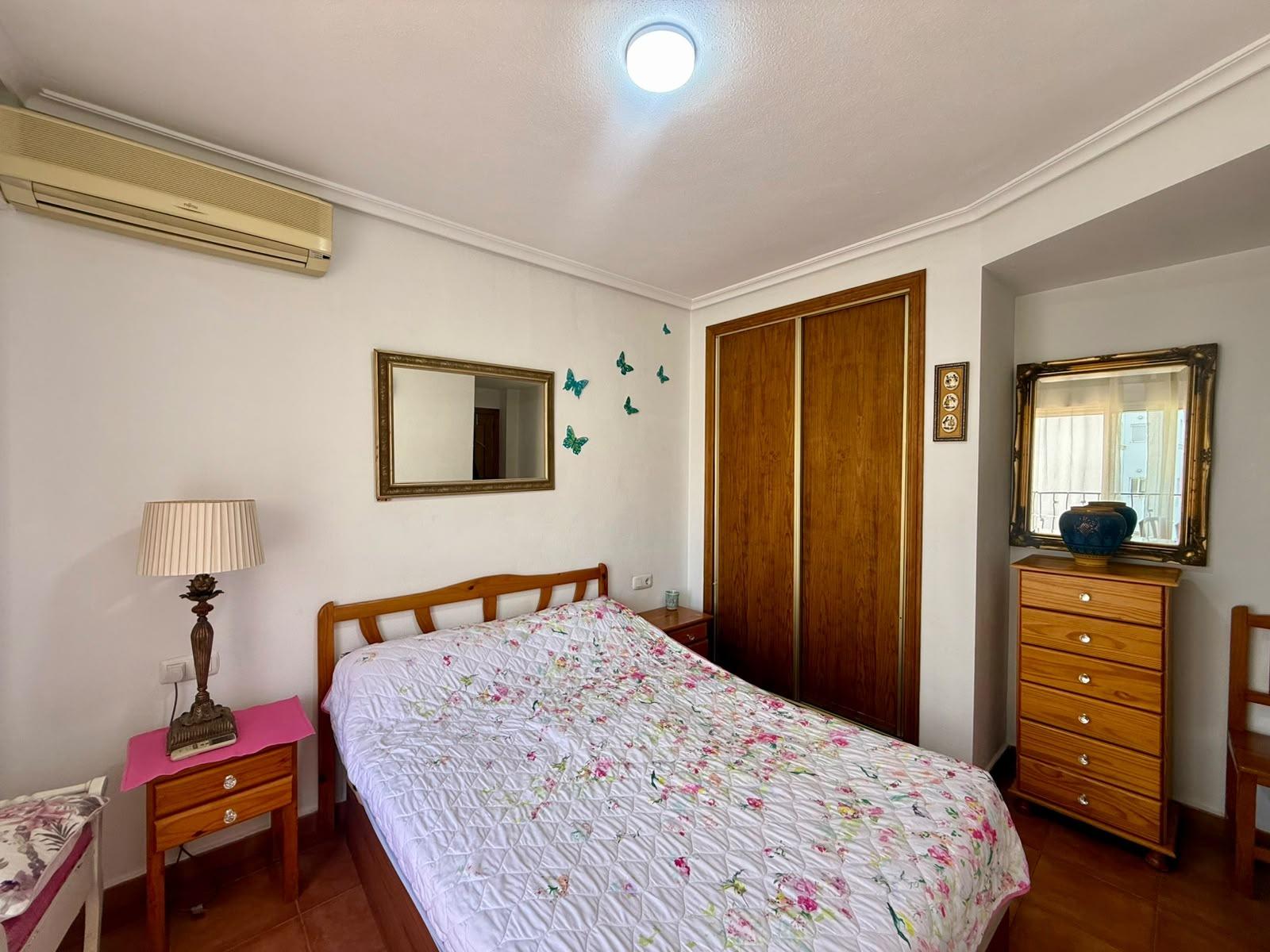 APARTMÁN S 1 LOŽNICÍ – 650 M OD MOŘE, PARQUE DE LAS NACIONES, TORREVIEJA