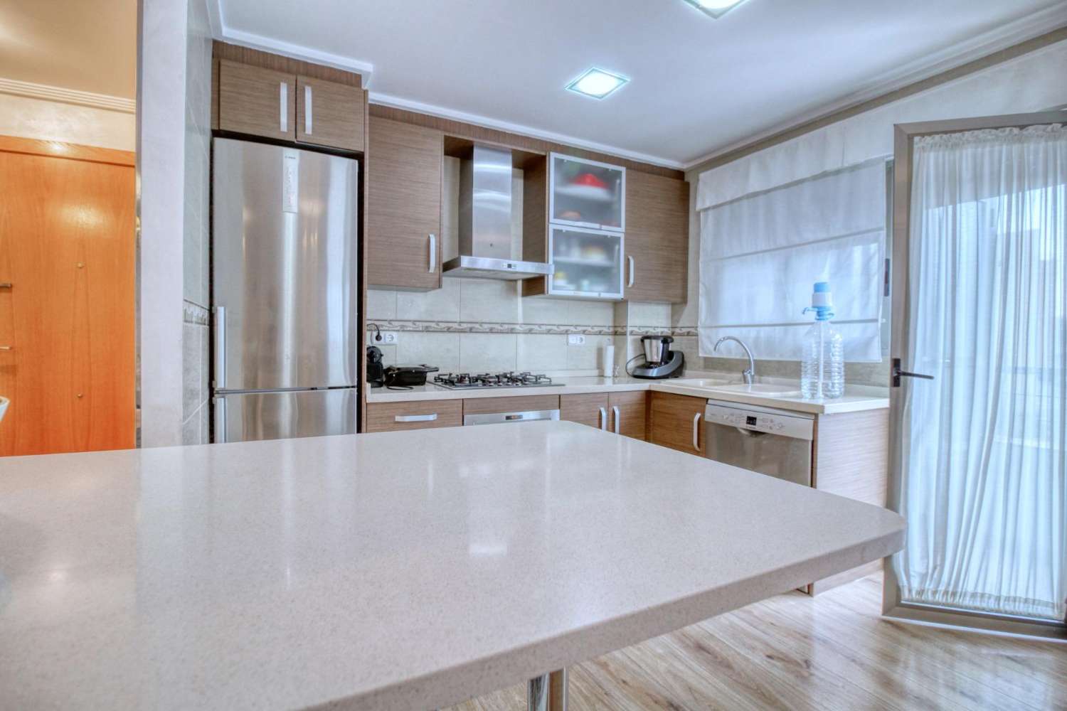 Dům snů v Callosa: Luxus, pohodlí a garáž v ceně