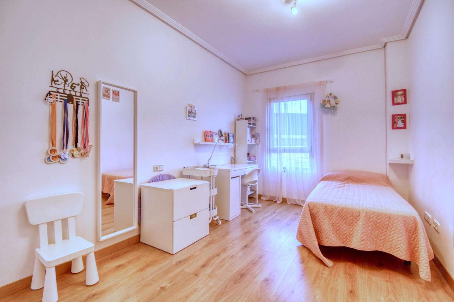 Dům snů v Callosa: Luxus, pohodlí a garáž v ceně