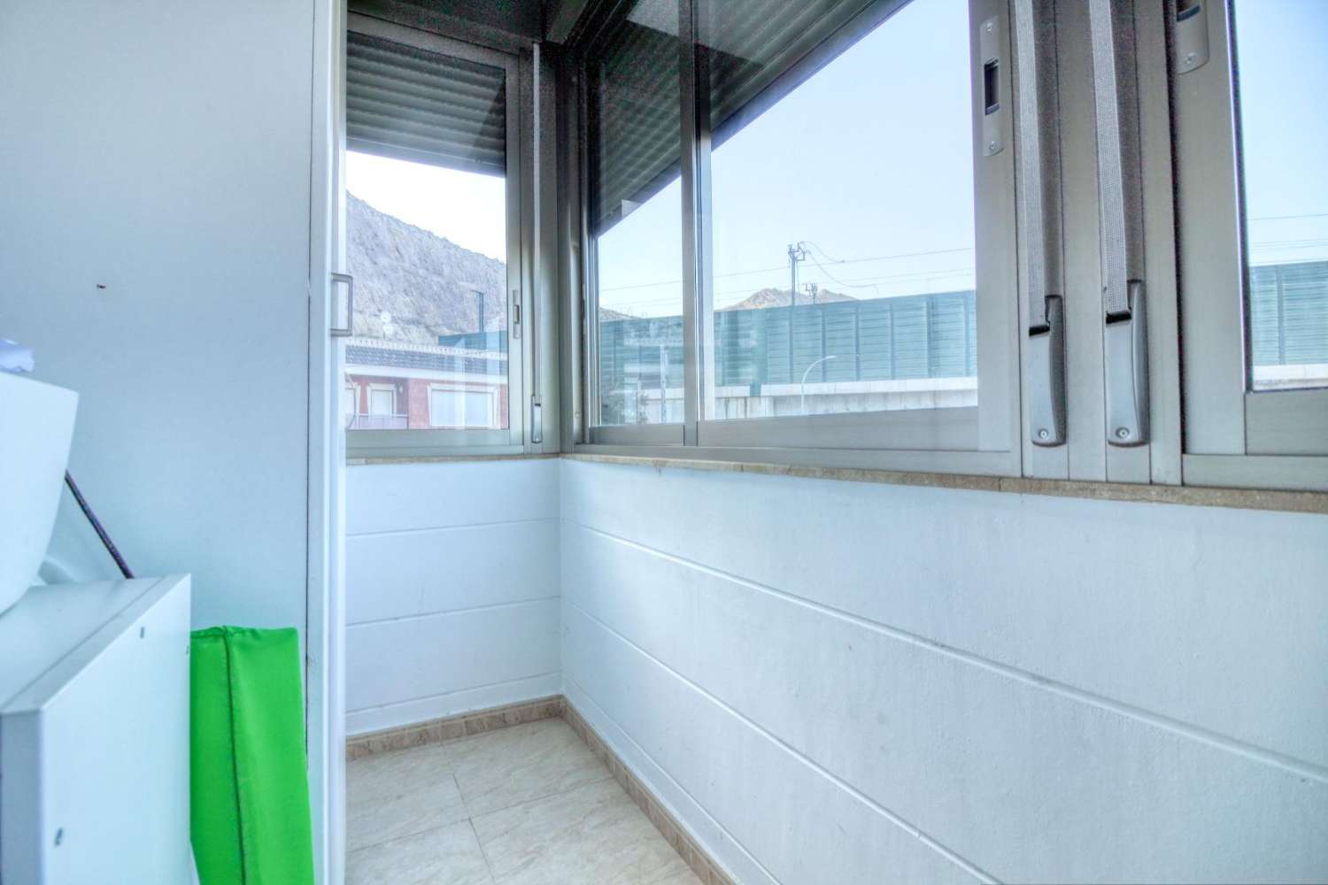 Dům snů v Callosa: Luxus, pohodlí a garáž v ceně