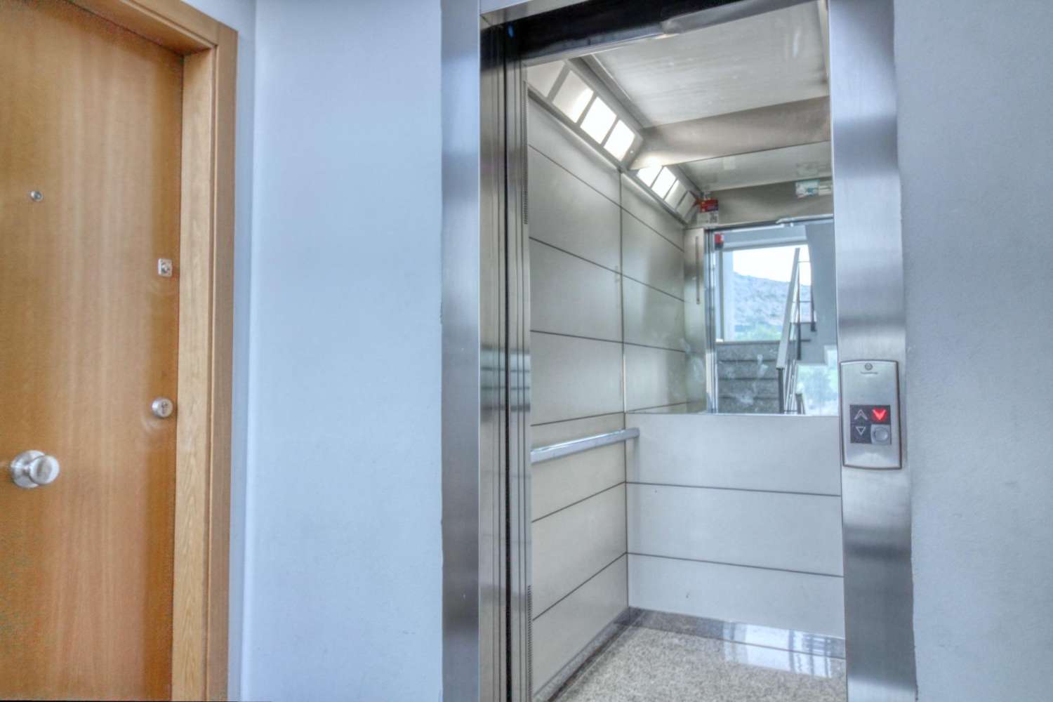 Dům snů v Callosa: Luxus, pohodlí a garáž v ceně