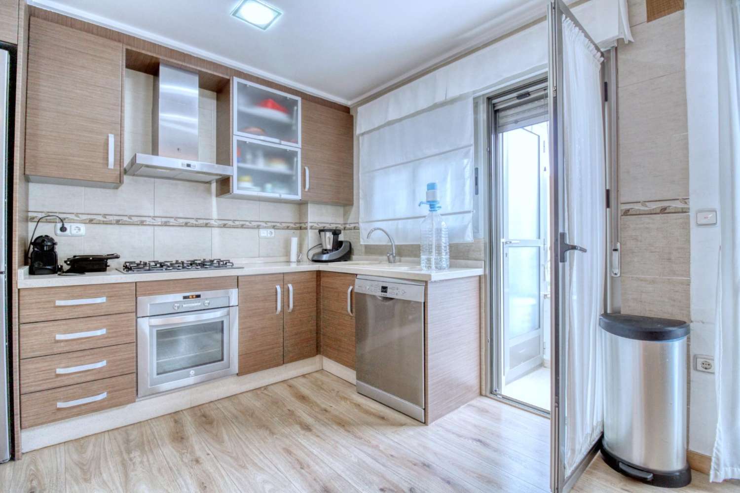 Dům snů v Callosa: Luxus, pohodlí a garáž v ceně