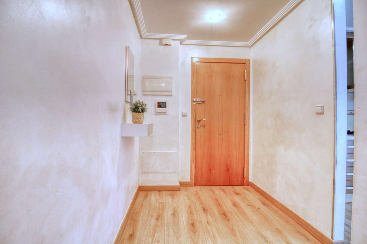 Dům snů v Callosa: Luxus, pohodlí a garáž v ceně