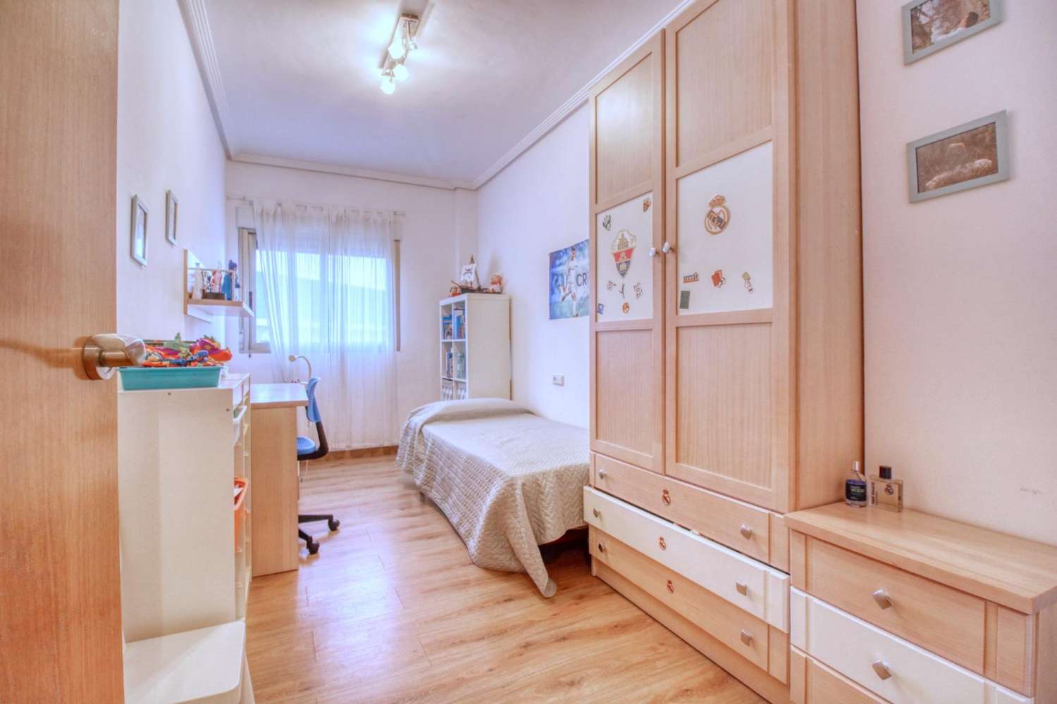 Dům snů v Callosa: Luxus, pohodlí a garáž v ceně