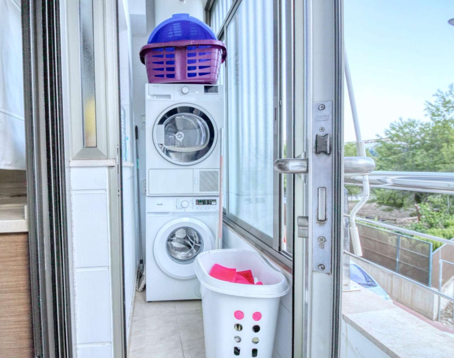 Dům snů v Callosa: Luxus, pohodlí a garáž v ceně