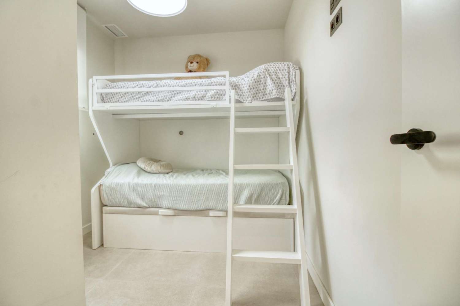 Rodinný dům v prodeji in Pueblo Latino (Pilar de la Horadada)