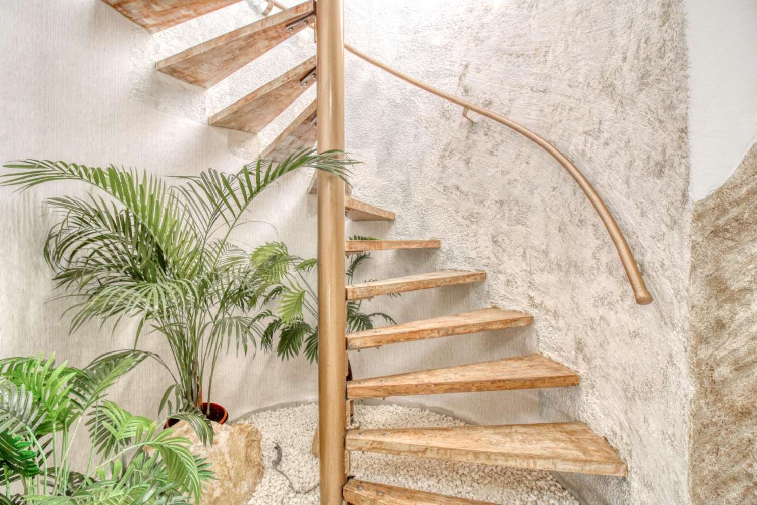 Samostatně stojící dům se soukromým pozemkem v centru Ciudad Quesada