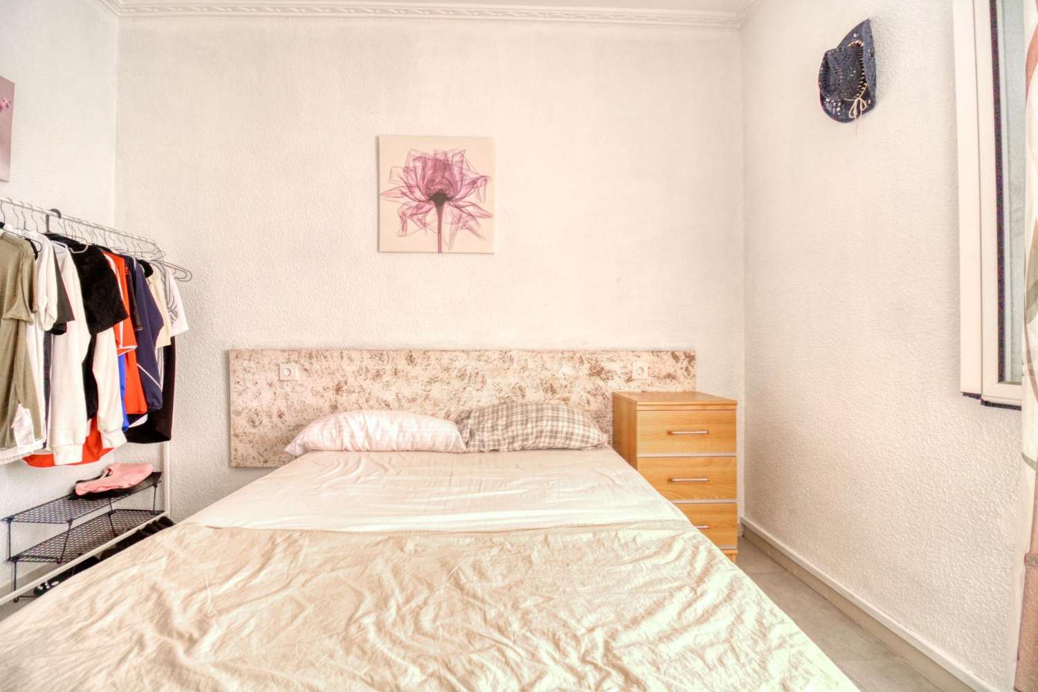 Samostatně stojící dům se soukromým pozemkem v centru Ciudad Quesada