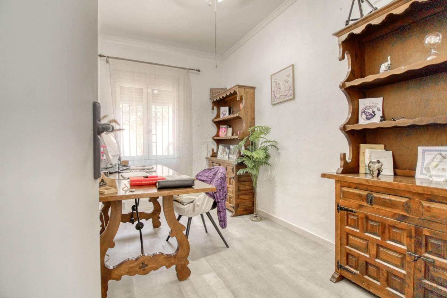 Samostatně stojící dům se soukromým pozemkem v centru Ciudad Quesada