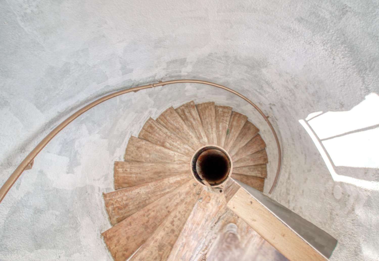 Samostatně stojící dům se soukromým pozemkem v centru Ciudad Quesada