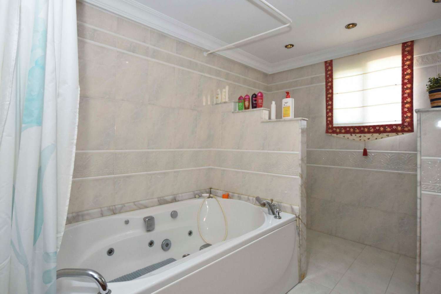 Zažijte luxus dnes a kupte si ho zítra: Exkluzivní vila s možností pronájmu s následnou koupí