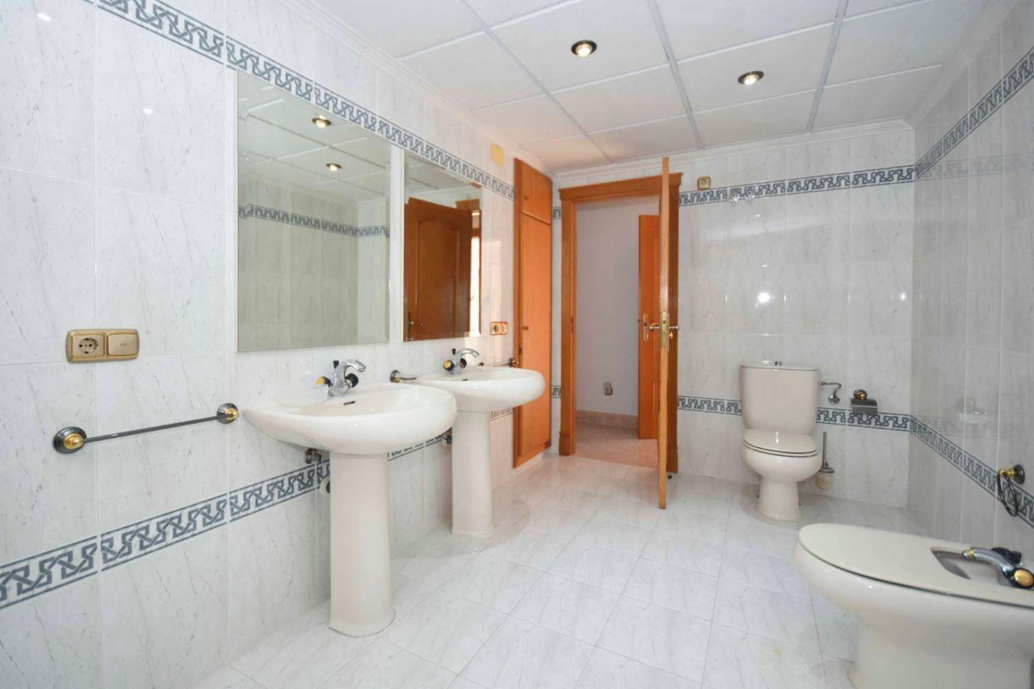 Zažijte luxus dnes a kupte si ho zítra: Exkluzivní vila s možností pronájmu s následnou koupí